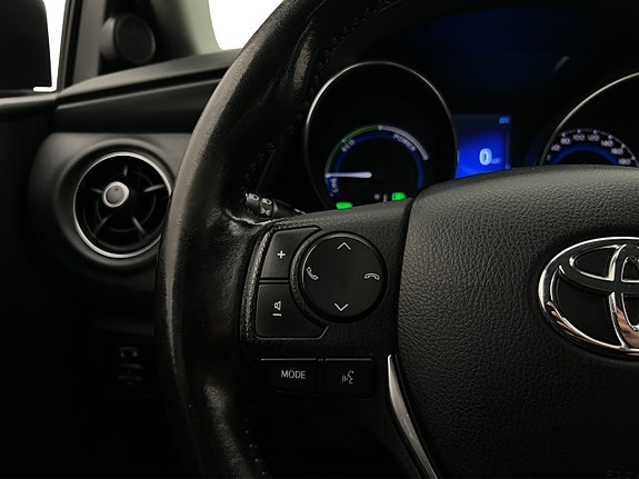 Toyota Auris 16 of 30