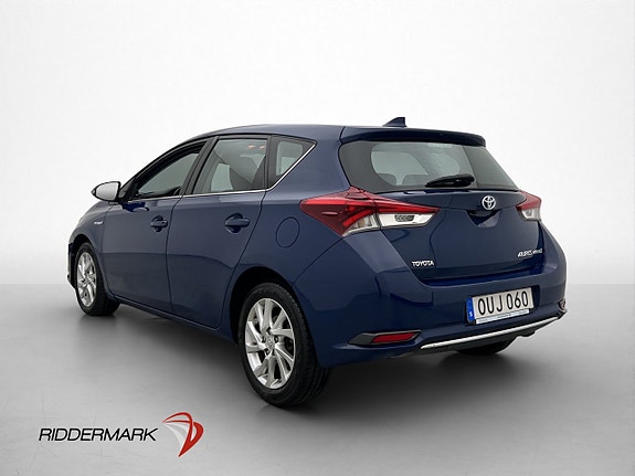 Toyota Auris 6 of 30