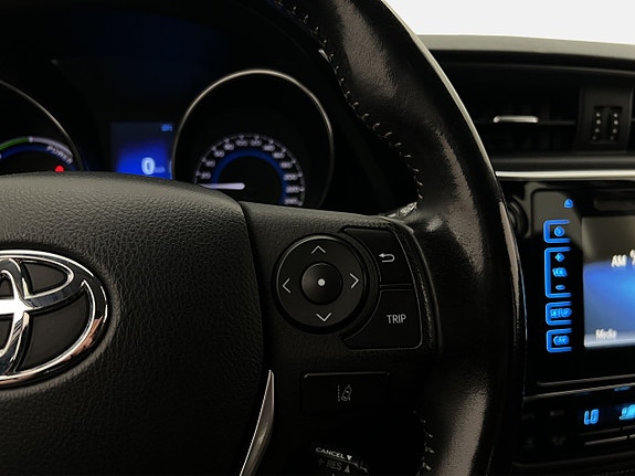 Toyota Auris 18 of 30