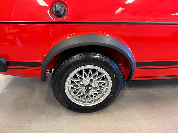 Volkswagen Jetta 9 of 30