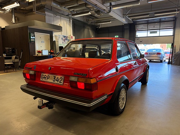 Volkswagen Jetta 10 of 30