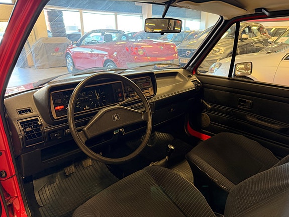 Volkswagen Jetta 22 of 30