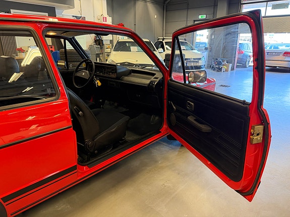 Volkswagen Jetta 28 of 30