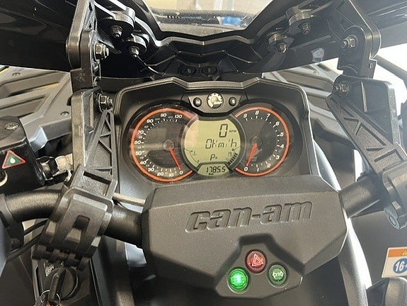 Can-Am Outlander 1000 MAX XTP Traktor B Inkl Bandsats "MOMSAD" 8 of 9
