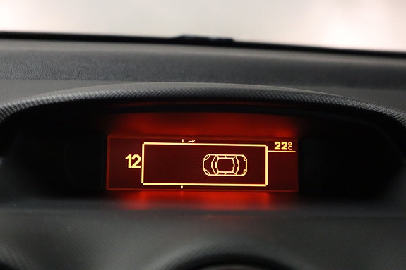 Peugeot 308 13 of 19