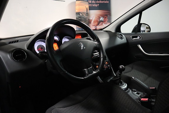 Peugeot 308 10 of 19