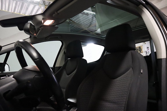 Peugeot 308 9 of 19