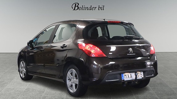 Peugeot 308 4 of 19