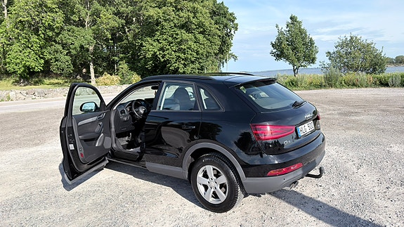 Audi Q3 3 of 5