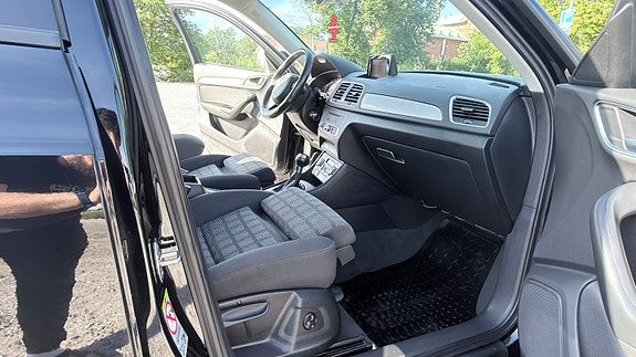 Audi Q3 8 of 14