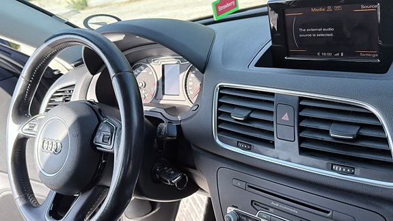 Audi Q3 7 of 14