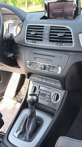 Audi Q3 6 of 14