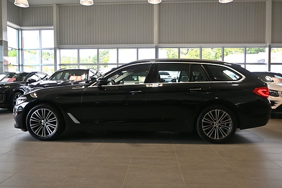 BMW 520d 2 of 24