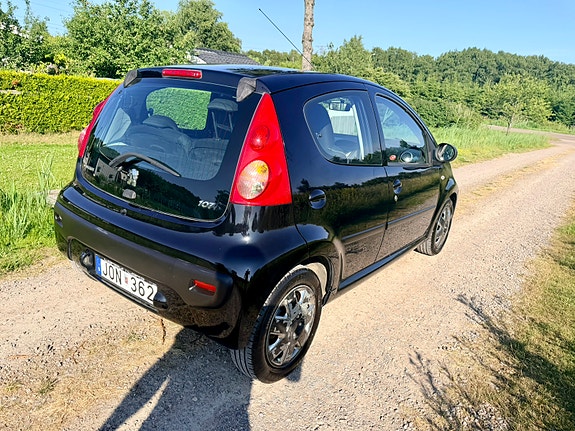 Peugeot 107 4 of 5