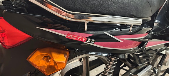 Kymco Aktive 50 4 of 5