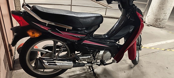 Kymco Aktive 50 3 of 5