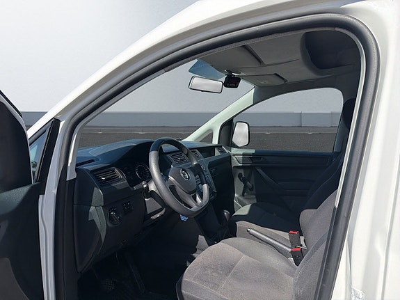 Volkswagen Caddy Maxi 5 of 8