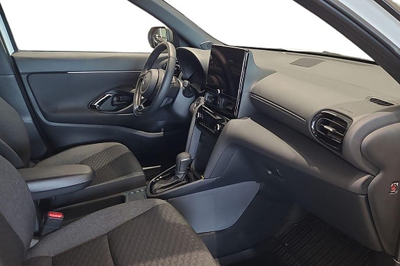 Toyota Yaris Cross 13 of 23