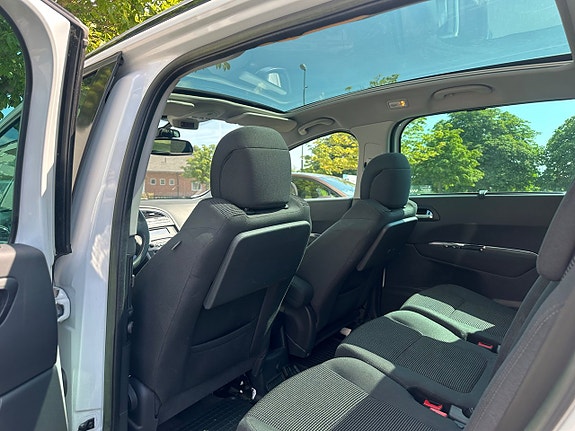 Peugeot 5008 7 of 10