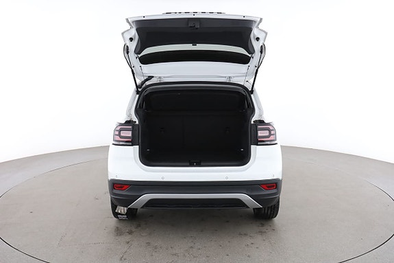 Volkswagen T-Cross 17 of 30