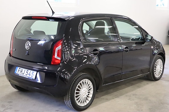 Volkswagen UP! 4 of 5