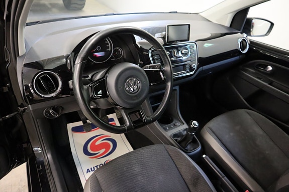 Volkswagen UP! 5 of 5