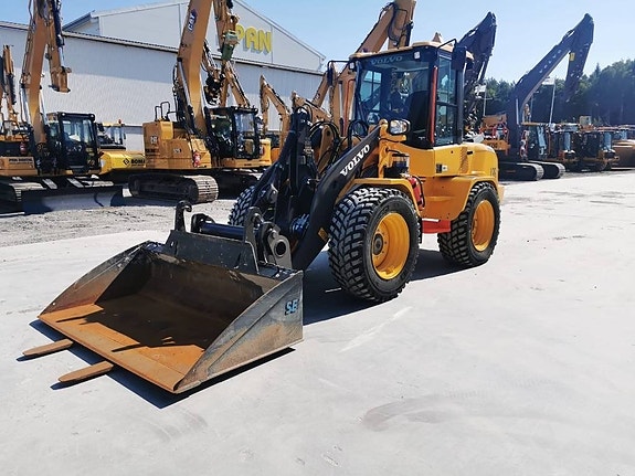 Volvo L35HT 2 of 15
