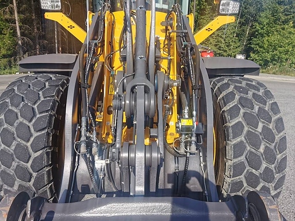 Volvo L 70 H2 18 of 21