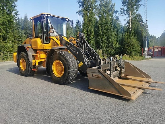 Volvo L 70 H2 3 of 21