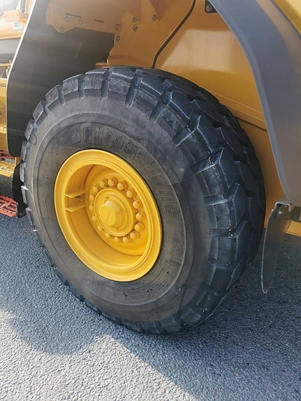 Volvo L 70 H2 17 of 21