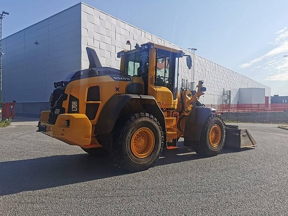 Volvo L 70 H2 19 of 21