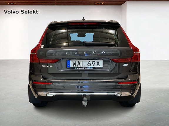 Volvo XC60 4 of 5