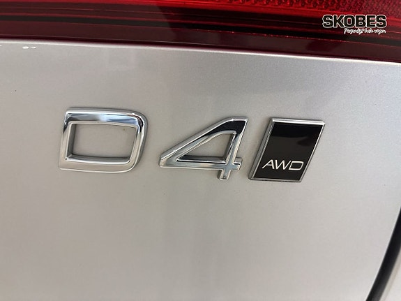 Volvo V90 Cross Country 16 of 25