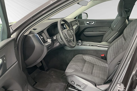 Volvo XC60 7 of 19