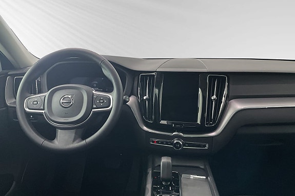 Volvo XC60 9 of 19