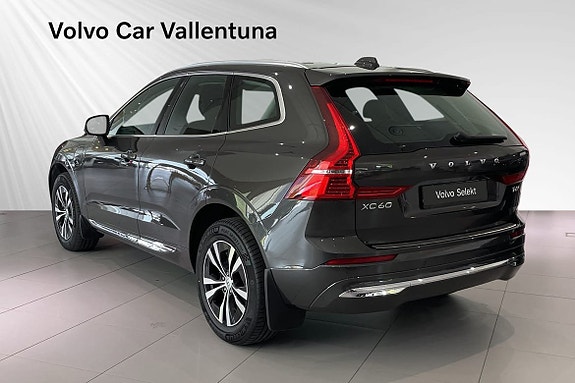 Volvo XC60 4 of 5