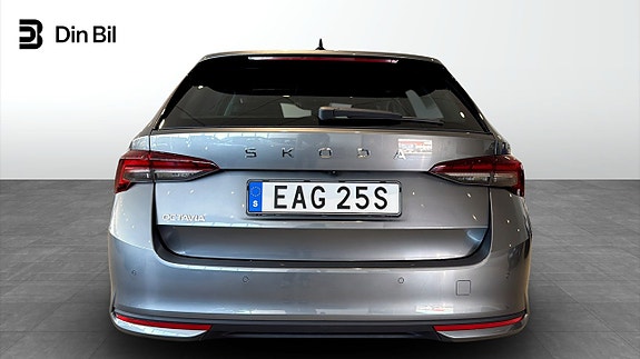 Skoda Octavia 5 of 14