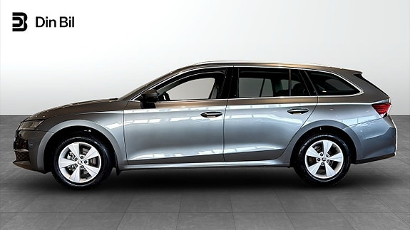 Skoda Octavia 2 of 14