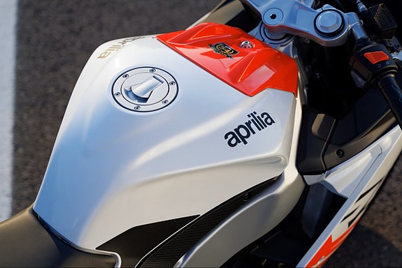 Aprilia RS 125 Beställningsvara 8 of 15