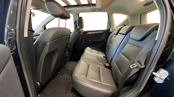 Mercedes-Benz A200 11 of 17
