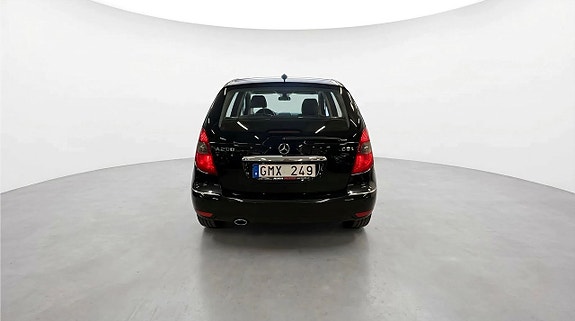 Mercedes-Benz A200 5 of 5