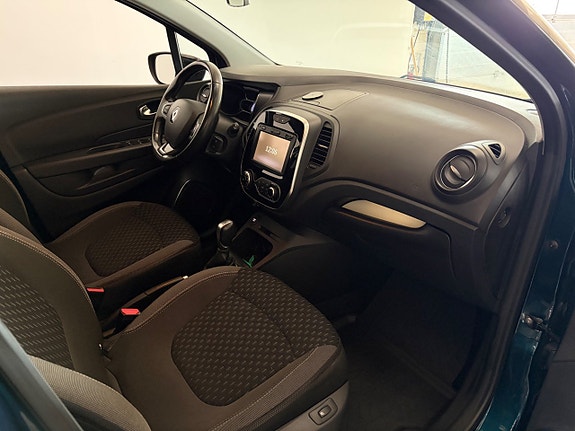Renault Captur 5 of 5