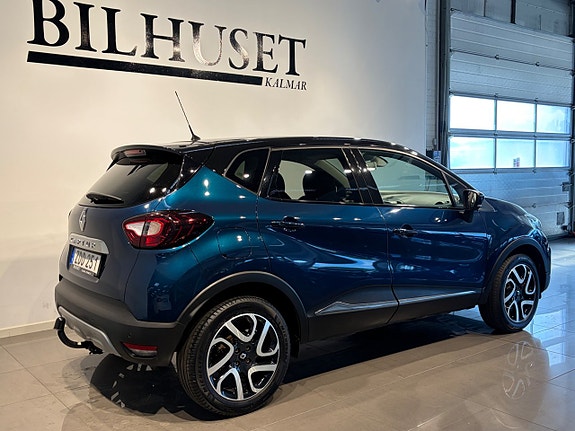 Renault Captur 3 of 5