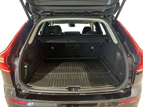 Volvo XC60 14 of 16