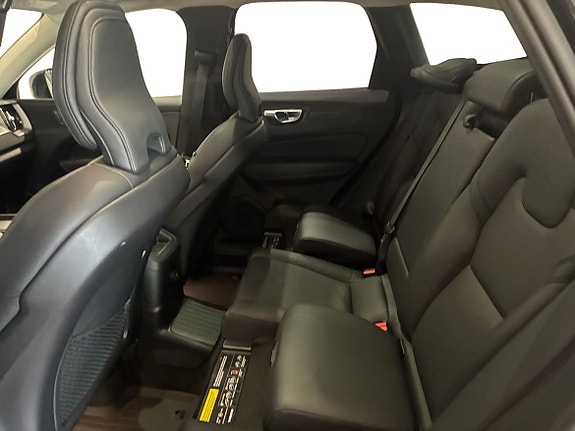 Volvo XC60 7 of 16