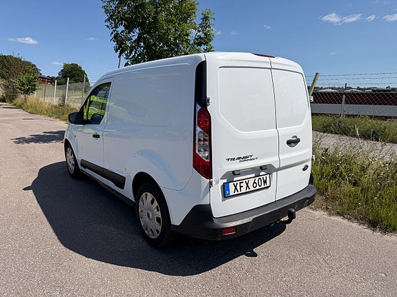 Ford Transit Connect 4 of 11