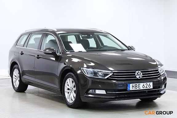 Volkswagen Passat 3 of 19