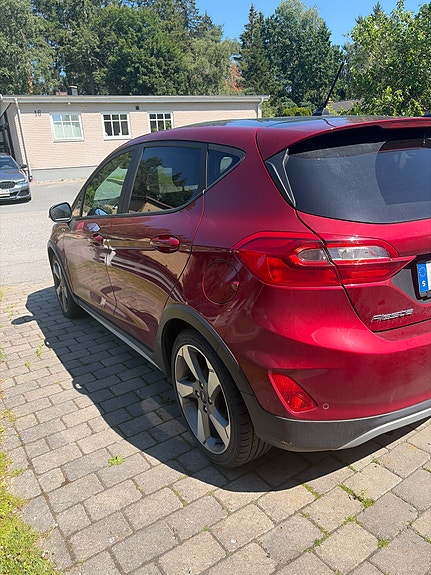 Ford Fiesta 5 of 5
