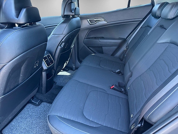 Kia Sportage 9 of 16