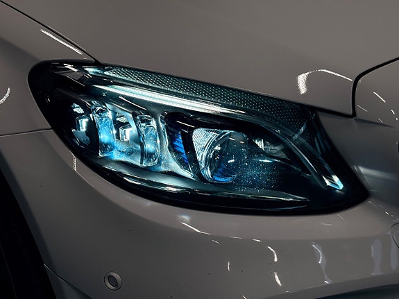 Mercedes-Benz C220 d 10 of 30